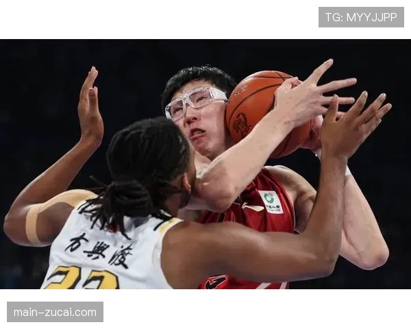 北京四连胜势头正盛 周琦麦基双塔构筑内线禁飞区